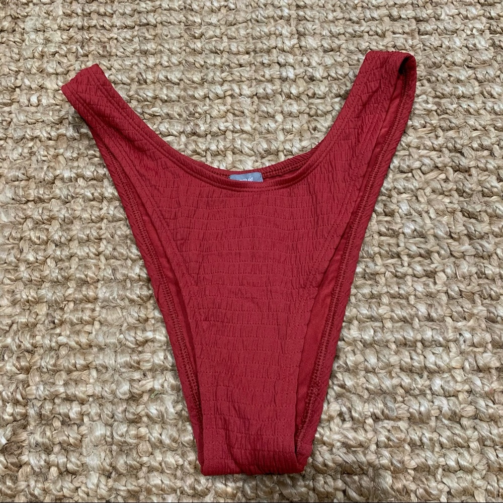 Aerie Hi-leg cheeky bikini bottoms